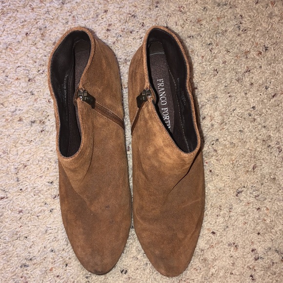 Brown suede ankle boots - Picture 5 of 5